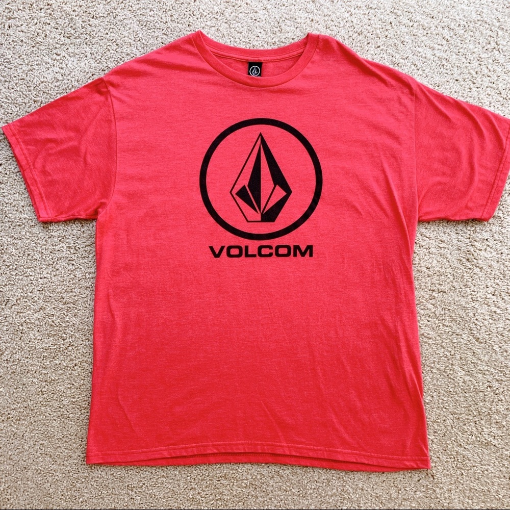 Volcom t-shirt NWOT